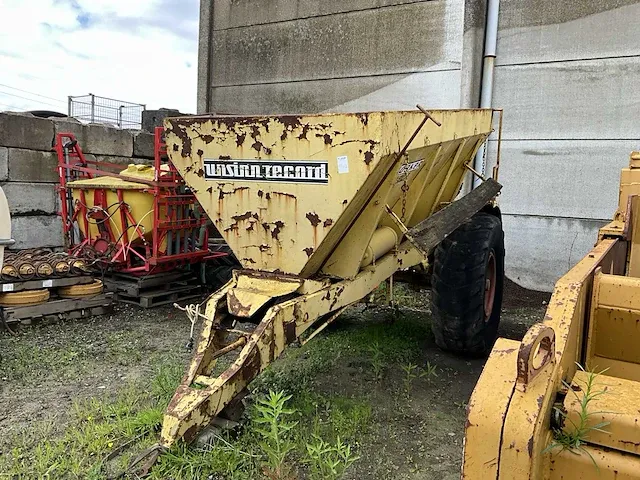 Kalkstrooiwagen unsin record - afbeelding 1 van  15