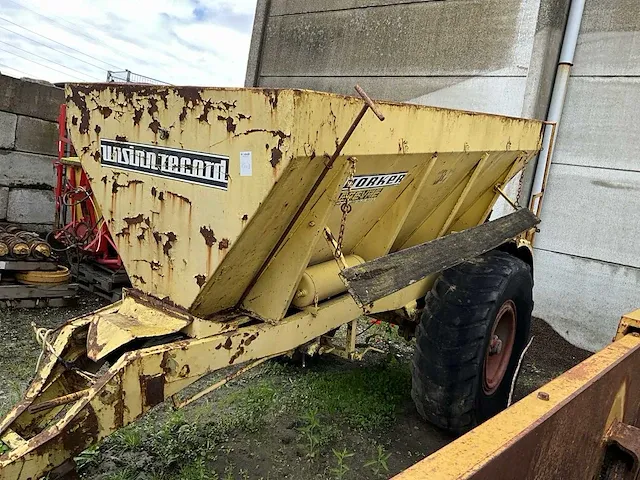 Kalkstrooiwagen unsin record - afbeelding 8 van  15