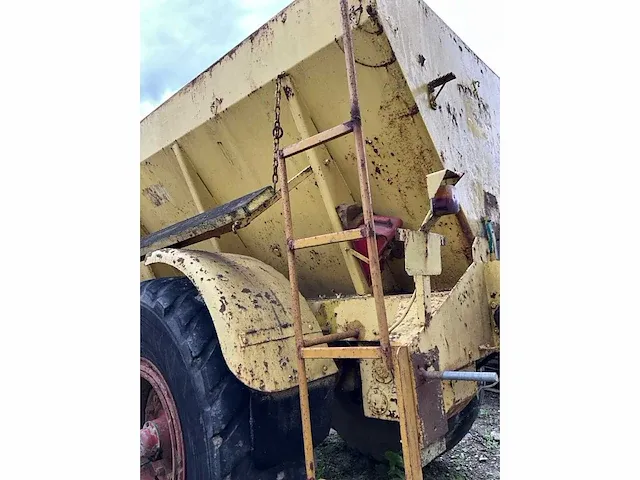 Kalkstrooiwagen unsin record - afbeelding 15 van  15
