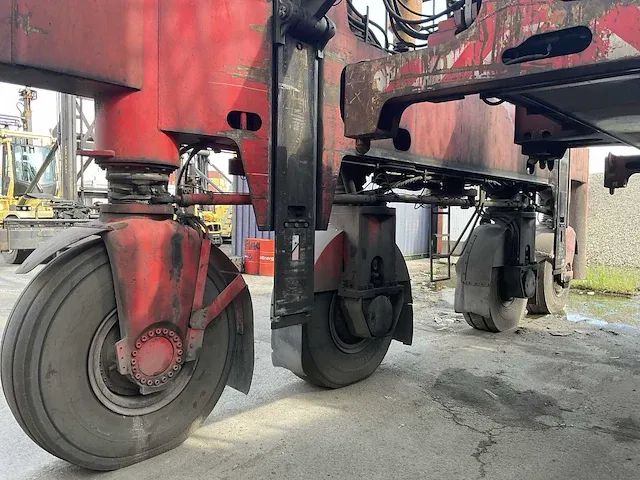 Kalmar - esc350 - straddle carrier - 2007 - afbeelding 10 van  28