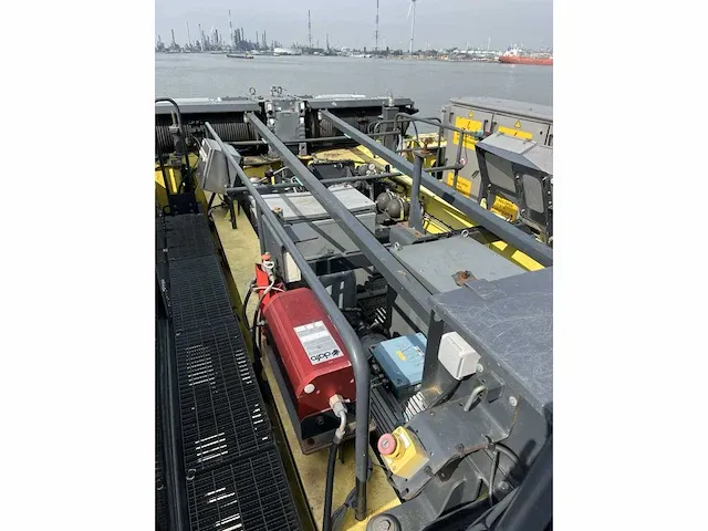Kalmar - hybrid esc350w - straddle carrier - 2014 - afbeelding 30 van  42