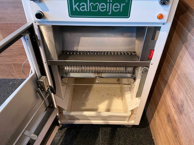 Kalmeijer kbe 9mm broodsnijmachine - afbeelding 8 van  9