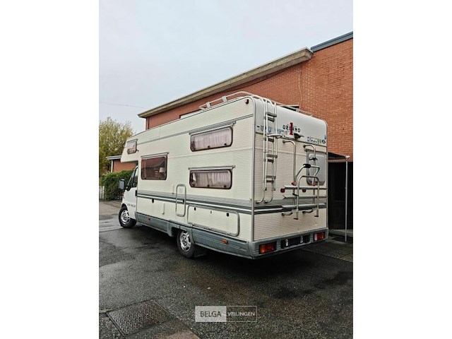 Kampeer auto fiat - afbeelding 12 van  69