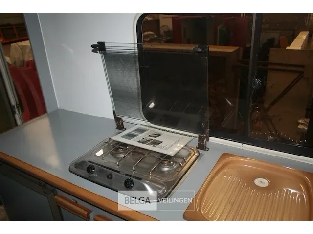 Kampeerauto peugeot - afbeelding 21 van  23