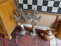 Kandelaars in metaal en zamak - afbeelding 1 van  3