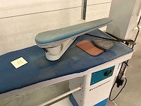 Kanegieser strijktafel met toebehoren - afbeelding 7 van  10