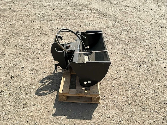 Kantelbak cw05 andere grondverzetmachines - afbeelding 5 van  12