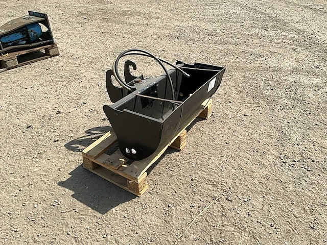 Kantelbak cw05 andere grondverzetmachines - afbeelding 6 van  12