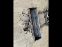 Kantelbare bak 1t8 tot 4t - 125cm - afbeelding 1 van  5