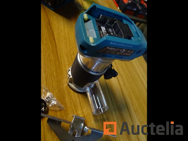 Kantenfrees draadloos 18 v makita drt50z - afbeelding 8 van  8