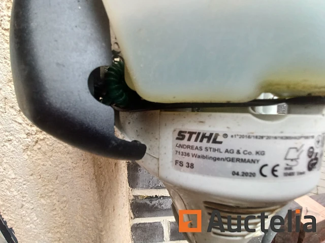 Kantenfrees stihl fs38 - afbeelding 2 van  8