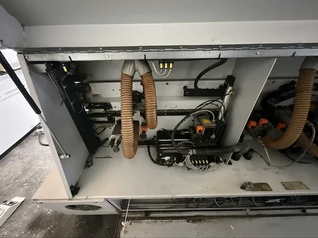 Kantenfreesmachine, kantenafplakmachine - afbeelding 4 van  8