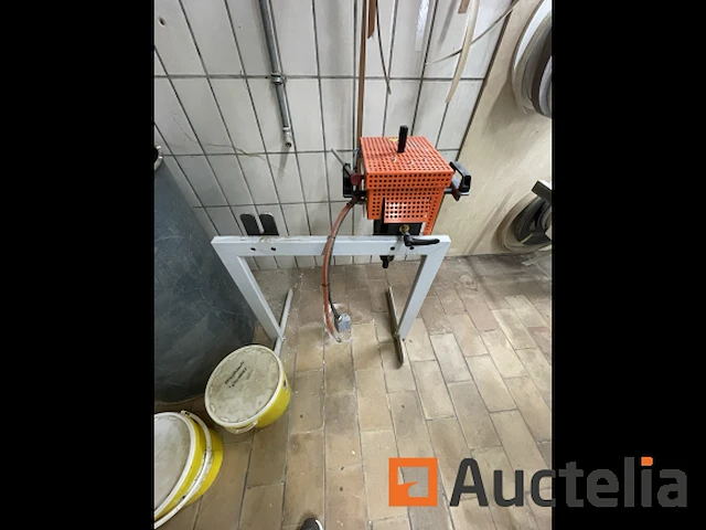 Kantenlijmmachine hebrock akv 3005 dk-f airtronic 2019 - afbeelding 17 van  58