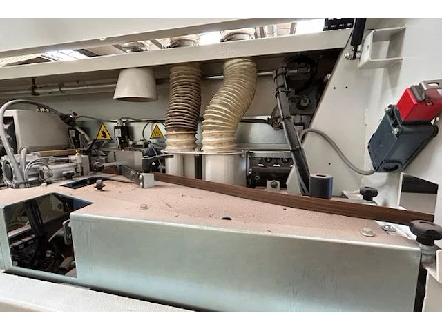 Kantenlijmmachine scm - afbeelding 10 van  15