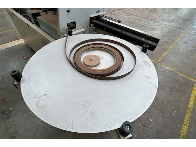 Kantenlijmmachine scm - afbeelding 11 van  15