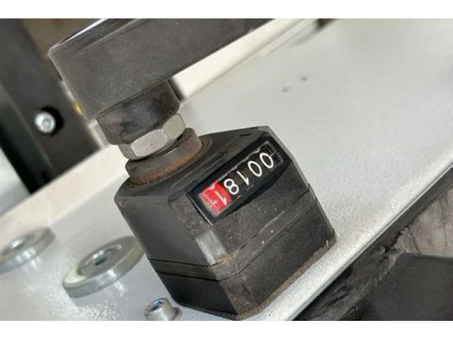 Kantenlijmmachine scm - afbeelding 12 van  15