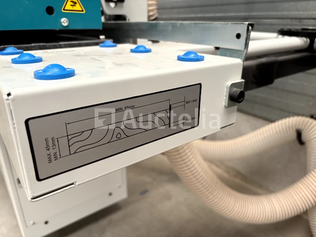 Kantenlijmmachine virutex eb 140 plc (2024) - afbeelding 2 van  25