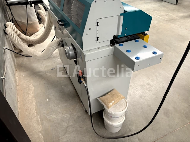 Kantenlijmmachine virutex eb 140 plc (2024) - afbeelding 11 van  25