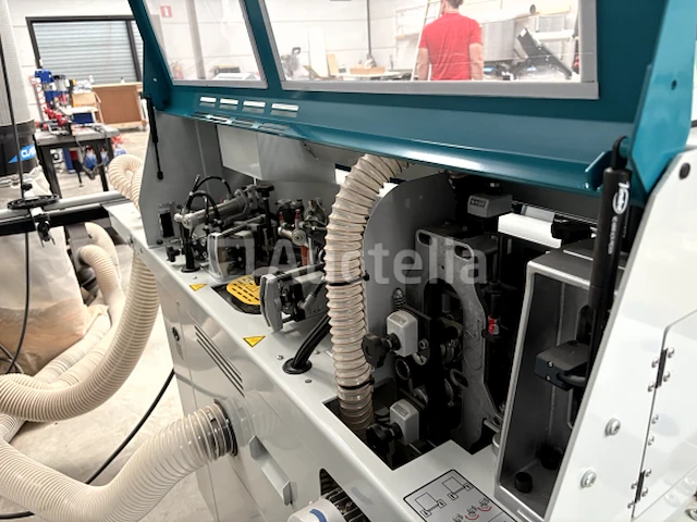 Kantenlijmmachine virutex eb 140 plc (2024) - afbeelding 22 van  25