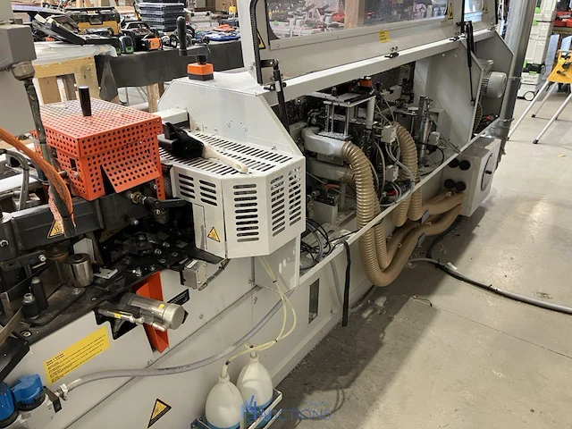 Kantenverlijm machine hebrock - afbeelding 7 van  11