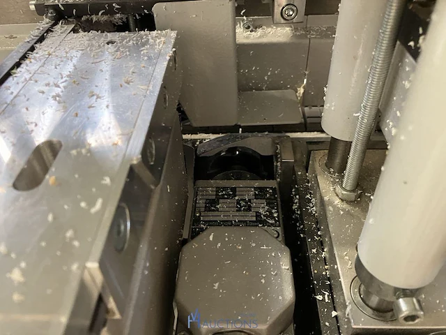 Kantenverlijm machine hebrock - afbeelding 10 van  11