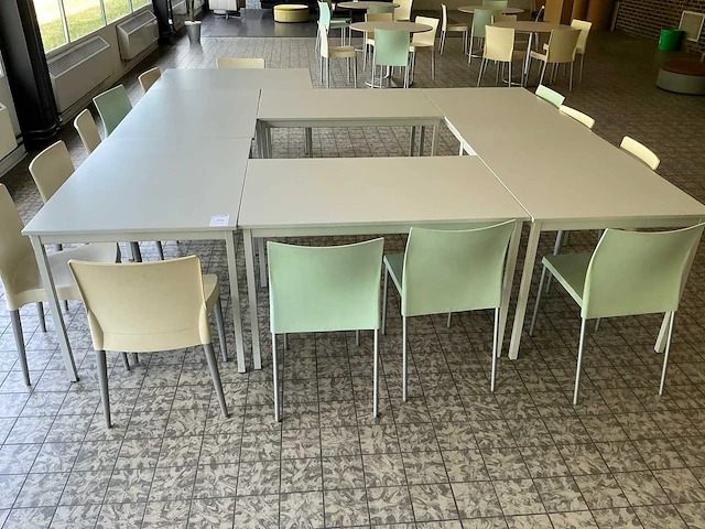Kantinetafel (7x) - afbeelding 1 van  4