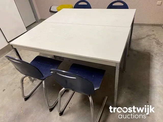 Kantinetafels en stoelen - afbeelding 4 van  5