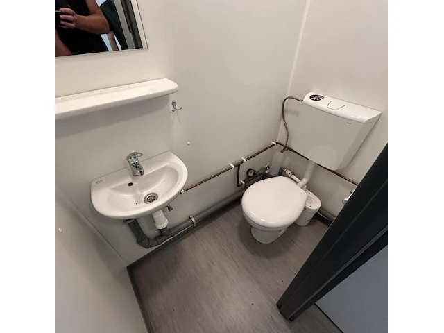 Kantoor container inclusief meubilair - afbeelding 11 van  22