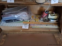 Kantoormateriaal - afbeelding 1 van  2