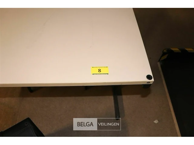 Kantoortafel met stoel - afbeelding 3 van  3