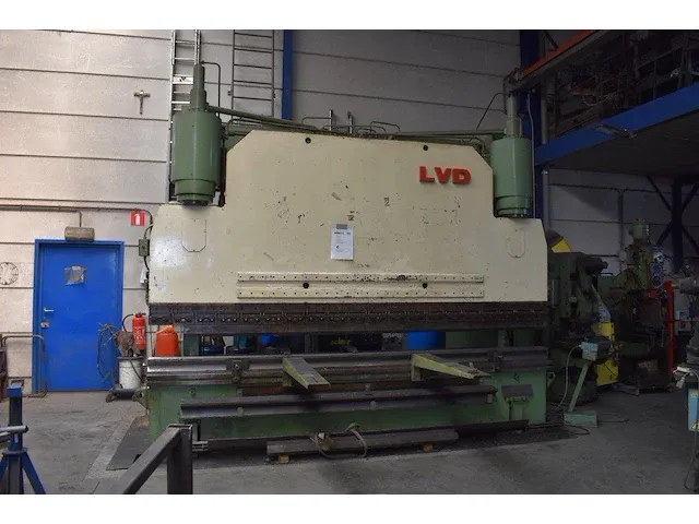 Kantpers lvd ppnmz 300 / 40 nc - afbeelding 1 van  1