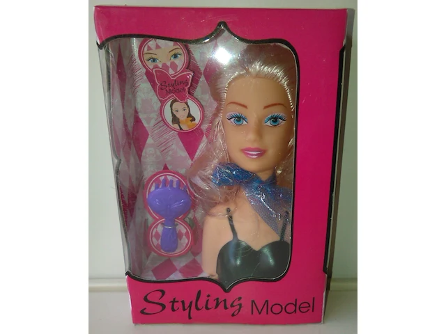 Kapperskop styling model - afbeelding 3 van  5