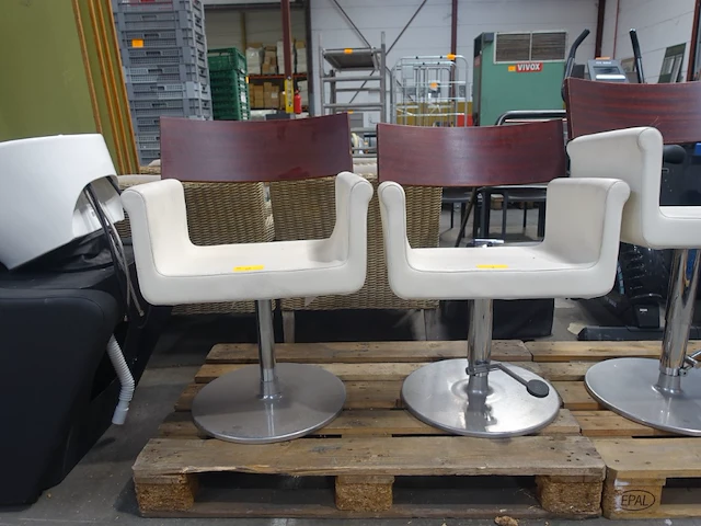 Kapperstoelen - afbeelding 1 van  5