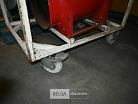 Kar met ventilatiemateriaal voor brandweer - afbeelding 7 van  7