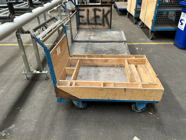 Kar - afbeelding 1 van  4