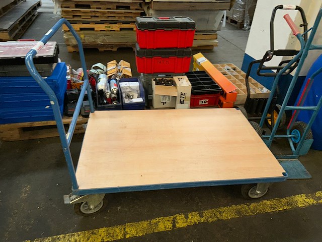 Kar - afbeelding 1 van  3