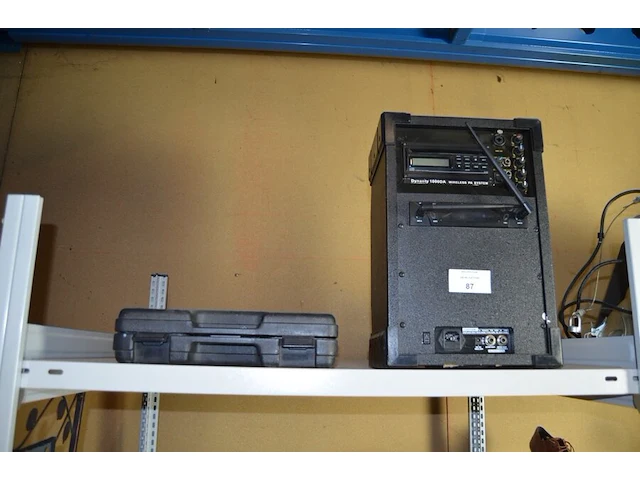 Karaoke systeem dynasty 1000da met draadloze microfoon dtech uh-102 - afbeelding 1 van  9