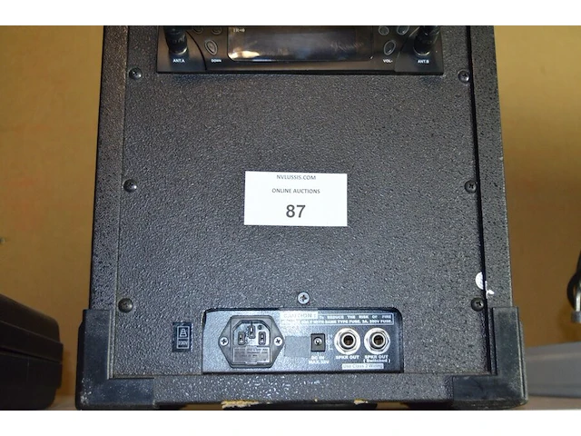 Karaoke systeem dynasty 1000da met draadloze microfoon dtech uh-102 - afbeelding 2 van  9