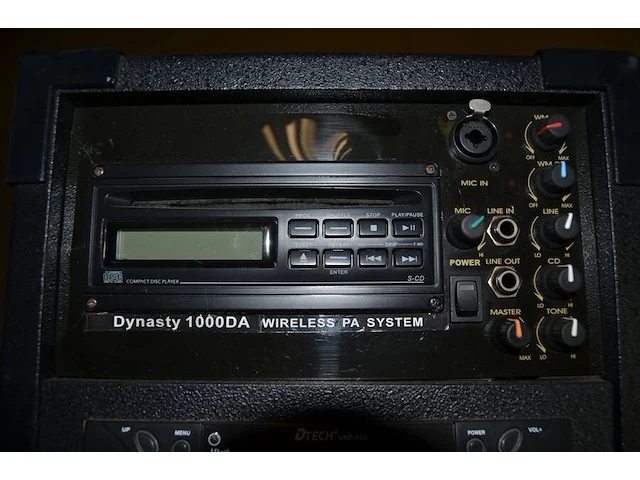 Karaoke systeem dynasty 1000da met draadloze microfoon dtech uh-102 - afbeelding 4 van  9