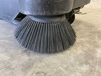 Kärcher 750 ksm straatveegmachine - afbeelding 12 van  12