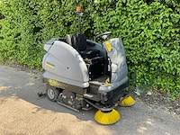 Karcher b 250 r zelfrijdende veegmachine - afbeelding 4 van  11