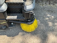 Karcher b 250 r zelfrijdende veegmachine - afbeelding 9 van  11