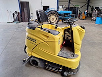 Karcher b140 d75 schrobzuigmachine - afbeelding 1 van  5
