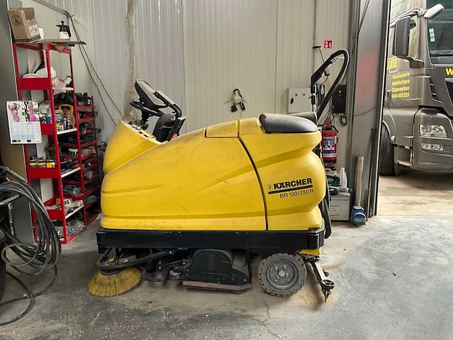 Kärcher br 100/250 r schoonmaakwagen - afbeelding 5 van  12
