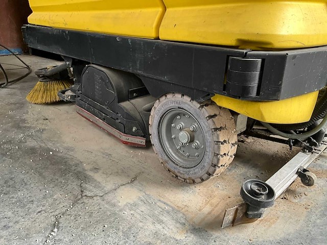 Kärcher br 100/250 r schoonmaakwagen - afbeelding 11 van  12