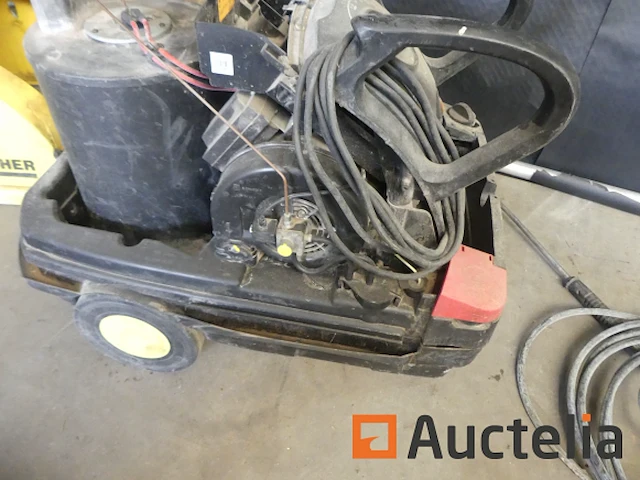 Kärcher hds 558 c benzinemotor verwarming hogedrukreiniger - afbeelding 1 van  6