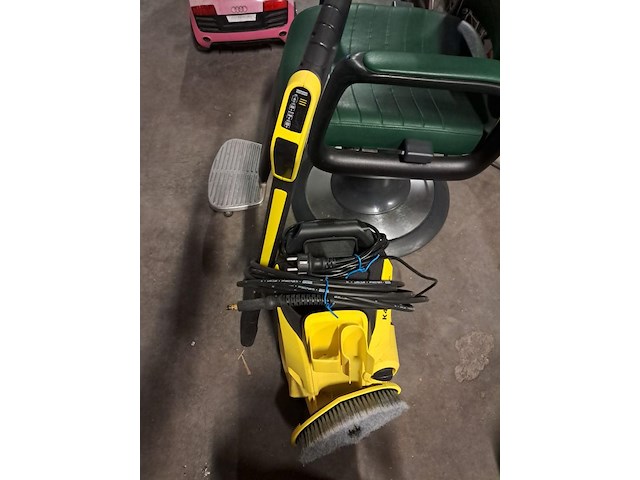 Karcher hoge drukreineger k4 (zo goed als nieuw) - afbeelding 2 van  4