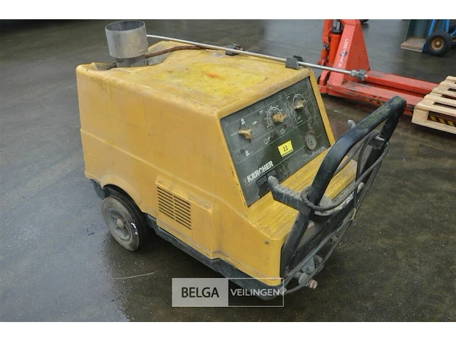 Karcher hoge drukreiniger hds690 - afbeelding 3 van  5