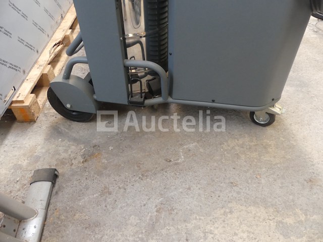 Kärcher ivs100/75m professionele trolley stofzuiger - afbeelding 8 van  10