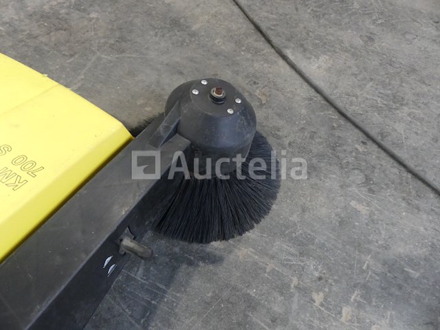 Kärcher km 700 s handmatige veegmachine - afbeelding 1 van  9